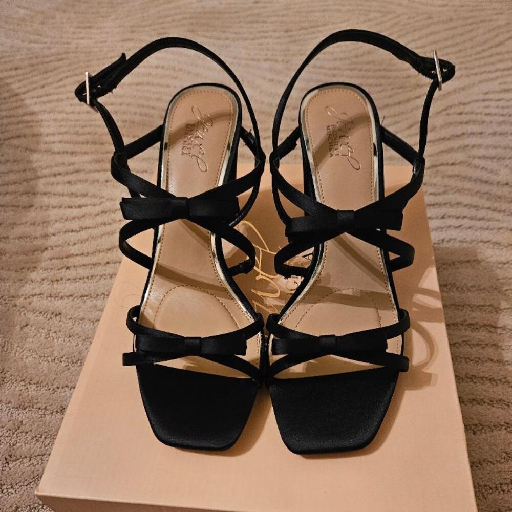 Jewel Badgley Mischka Eliza black satin bowtie shoes.  Block heel 3 3/8" heel.